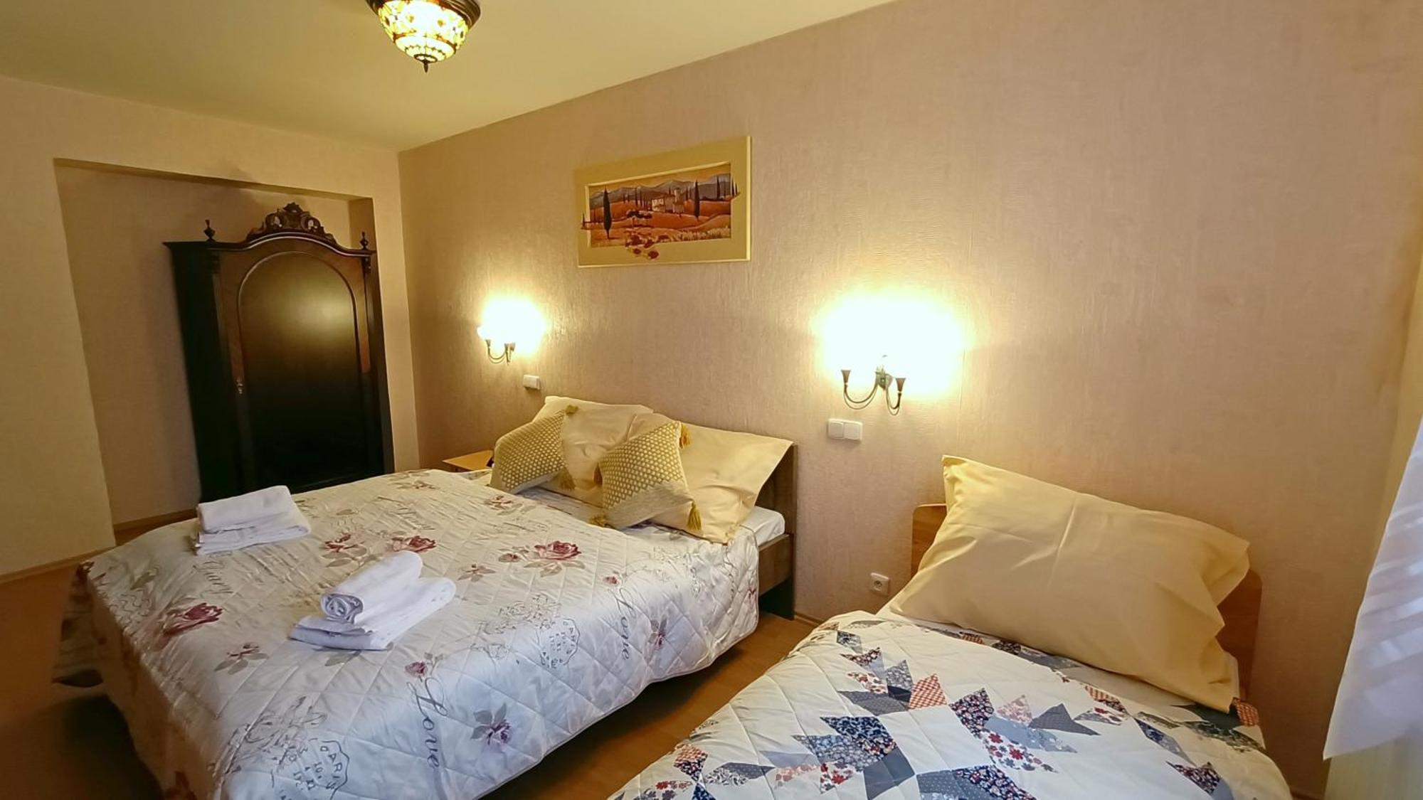 Apartments Stubsi With Colonnade View Карловы Вары Номер фото